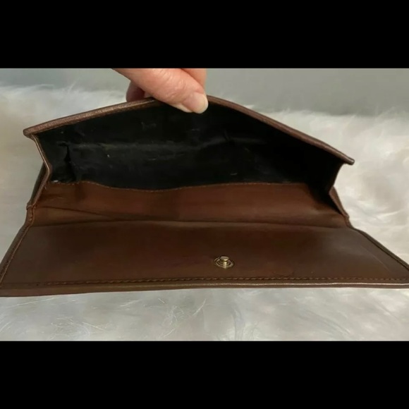 GUCCI Wallet - Picture 9 of 13